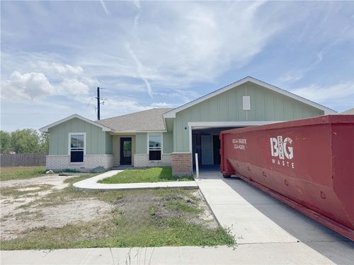 9113 Neesa Dr, Corpus Christi, TX, 78410-1345 | Card Image