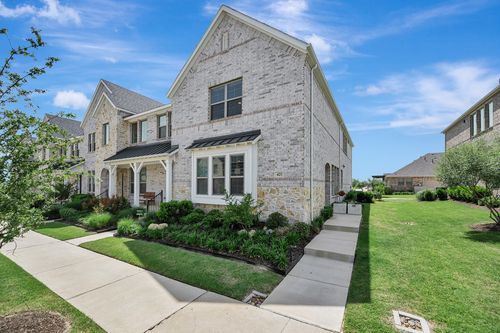 425 Parkside Dr, Argyle, TX, 76226-4036 | Card Image