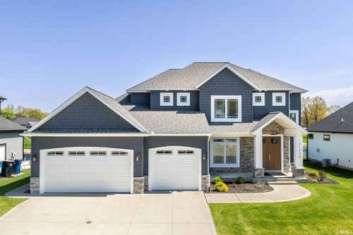 11270 Albany Ridge Dr, Osceola, IN, 46561-1306 | Card Image