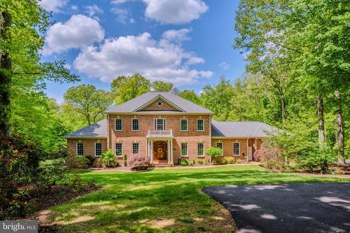 12820 Dunvegan Dr, Clifton, VA, 20124-1839 | Card Image