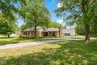 6525 N County Road 625 E, House other with 4 bedrooms, 2 bathrooms and null parking in Brownsburg IN | Image 1