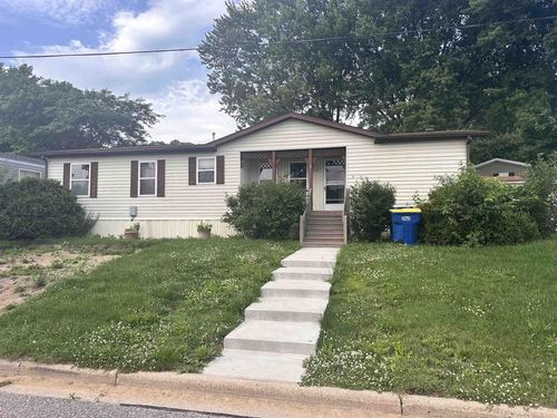11-1400 Veterans Drive, RICHLAND CENTER, WI, 53581 | Card Image