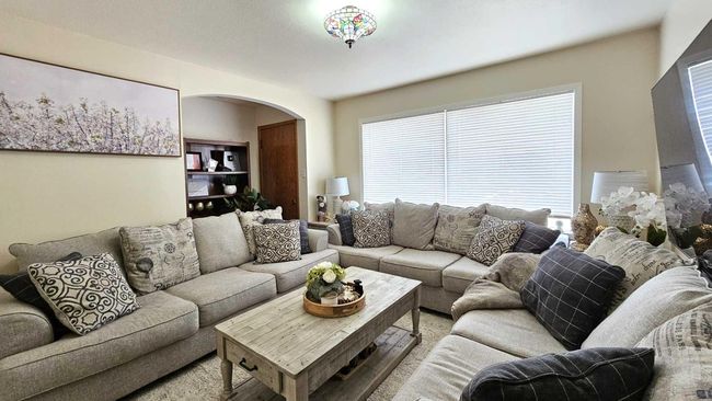 55 Mckenzie Ave, House other with 3 bedrooms, 2 bathrooms and 2 parking in Hughenden AB | Image 6