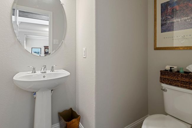 Powder Room | Image 35