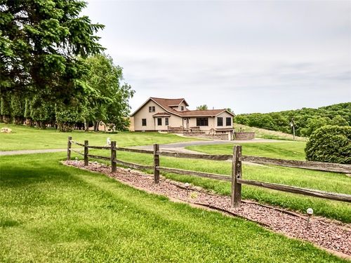 27864 Greene St, Independence, WI, 54747 | Card Image