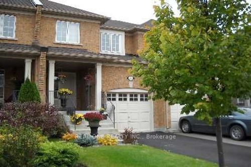 203 Banbrooke Cres, Newmarket, ON, L3X2W7 | Card Image