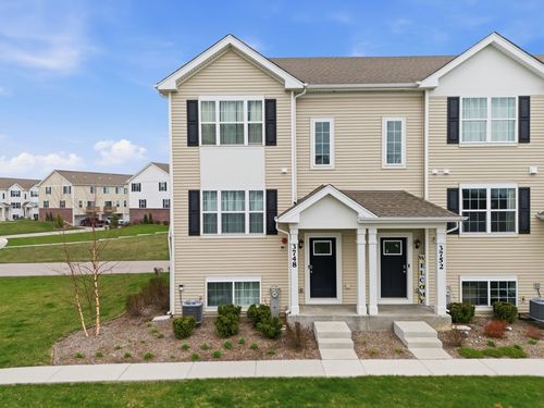 3748 Bissel Dr, Yorkville, IL, 60560-6104 | Card Image