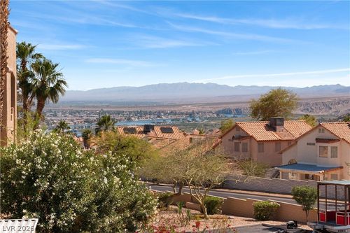 202-2242 Aspen Mirror Way, Laughlin, NV, 89029-1158 | Card Image