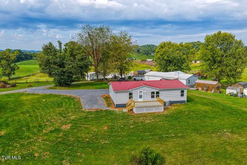 21081 Lyers Ln, Damascus, VA, 24236-2239 | Card Image