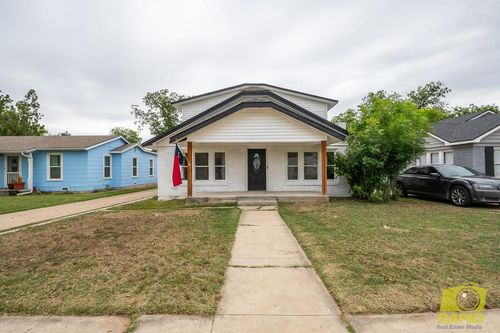 314 N Adams St, San Angelo, TX, 76901-3365 | Card Image