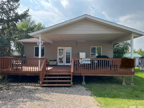 117 Lakeshore Lane, Leslie Beach, SK, S0A1A0 | Card Image