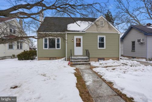 7122 N Radcliffe St, Bristol, PA, 19007-5821 | Card Image