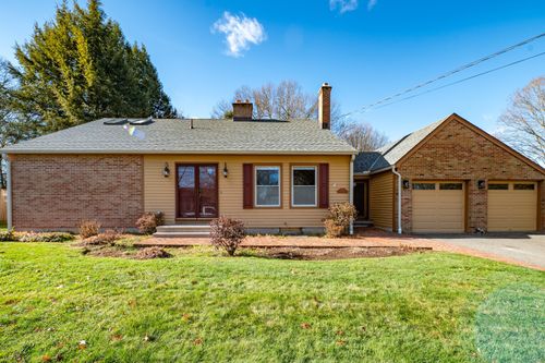 975 Wolf Hill Rd, Cheshire, CT, 06410-2303 | Card Image