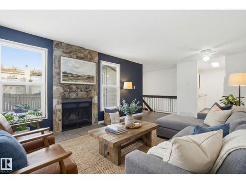 1130 Knottwood Rd E, Edmonton, AB, T6K2J8 | Card Image