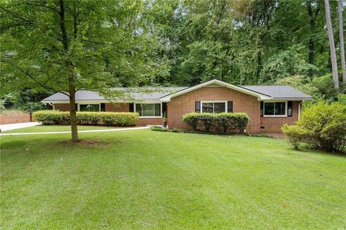 3355 Embry Cir, Chamblee, GA, 30341-5640 | Card Image