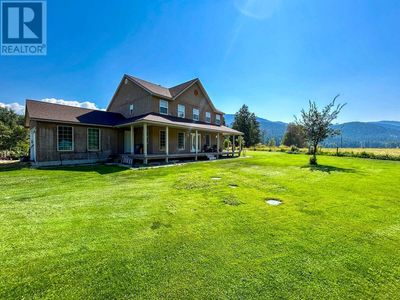 5284 Christian Valley Rd, House other with 5 bedrooms, 3 bathrooms and 2 parking in Westbridge BC | Image 1