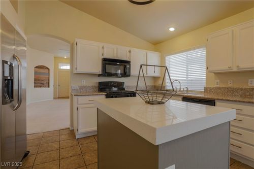 0-304 Silver Castle St, Las Vegas, NV, 89144-4132 | Card Image