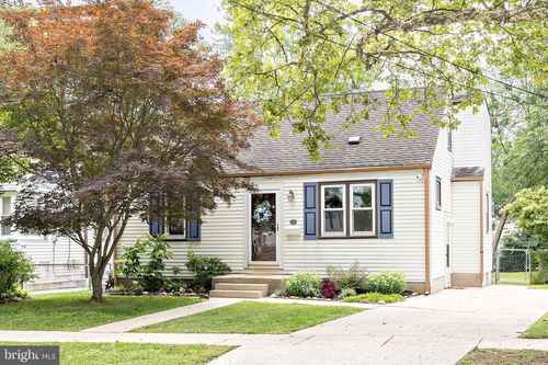 328 Reading Avenue, BARRINGTON, NJ, 08007 | Card Image