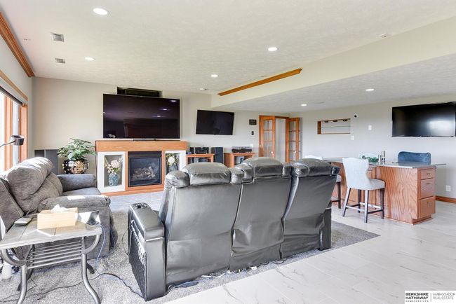 7881 Wisteria Way, House other with 5 bedrooms, 3 bathrooms and 3 parking in Fort Calhoun NE | Image 59