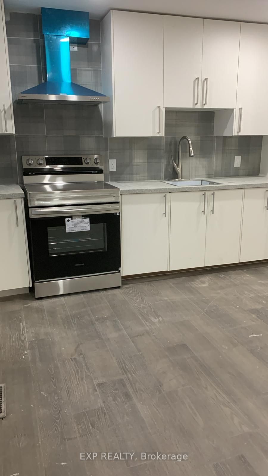 Commercial Lease in East Gwillimbury