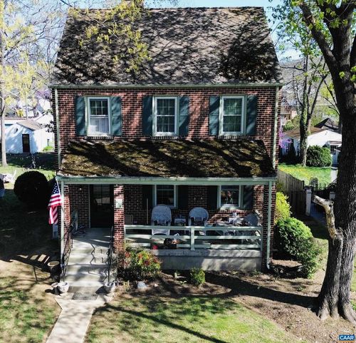 636 Pine Ave, WAYNESBORO, VA, 22980-4816 | Card Image
