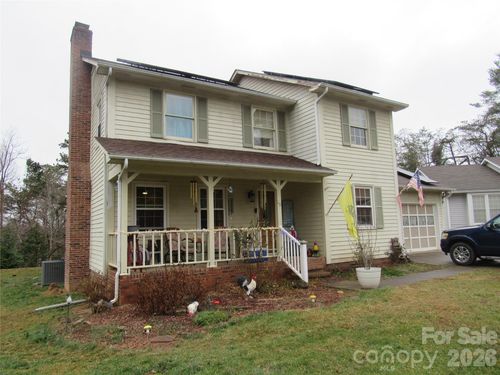 19 Westminster Dr, Asheville, NC, 28804-1135 | Card Image