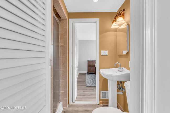 27 Koenig Ln, House other with 4 bedrooms, 2 bathrooms and null parking in Freehold NJ | Image 25