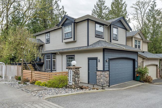 1 - 11495 Cottonwood Drive, Townhouse with 3 bedrooms, 3 bathrooms and 2 parking in Maple Ridge BC | Image 1