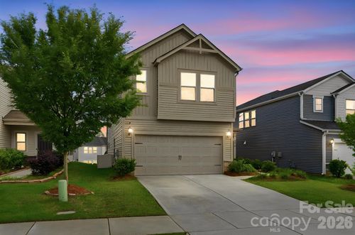 5012 Shadbush Rd, Charlotte, NC, 28215-6704 | Card Image