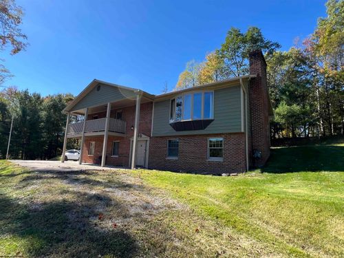 539 Westridge Dr, Elkins, WV, 26241-7424 | Card Image