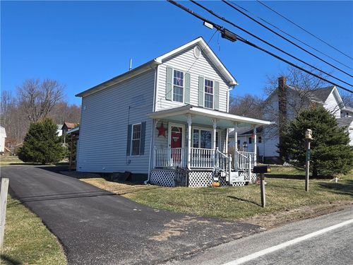 115 Robinson St, Robinson, PA, 15949-9425 | Card Image