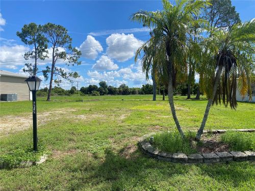 672 Alvarado, NORTH PORT, FL, 34287-2553 | Card Image