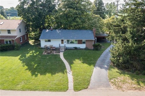 1302 Shawnee Dr, Yellow Springs, OH, 45387-1203 | Card Image