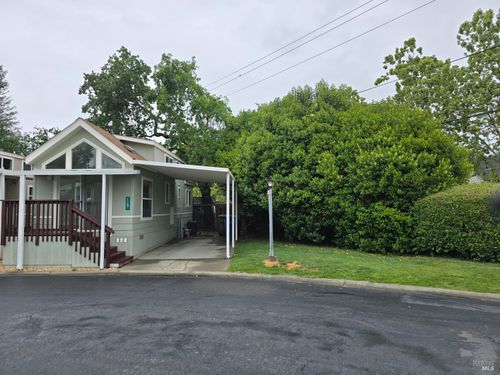 129 Wade Dr, Windsor, CA, 95492-9264 | Card Image