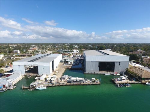 s-80-100 Circuit Rd, NOKOMIS, FL, 34275-3006 | Card Image