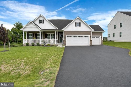 1601 Shannon Dr S, GREENCASTLE, PA, 17225-8328 | Card Image