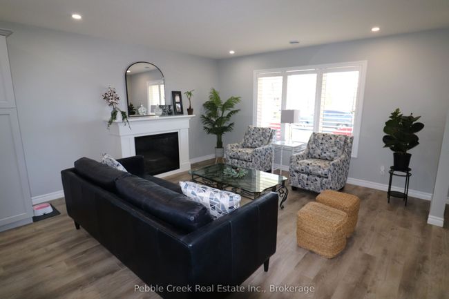 179 Lake Breeze Dr, House other with 2 bedrooms, 2 bathrooms and 2 parking in Goderich ON | Image 7