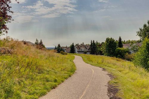 5 Prominence View Sw, Calgary, AB, T3H3M8 | Card Image