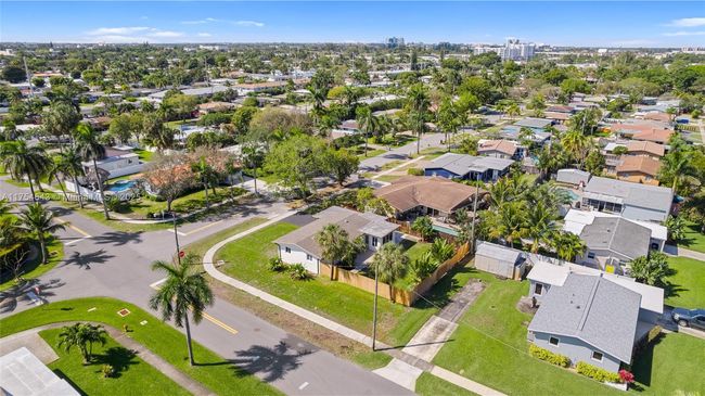 211 Sw 14 Th St, House other with 3 bedrooms, 2 bathrooms and null parking in Pompano Beach FL | Image 33