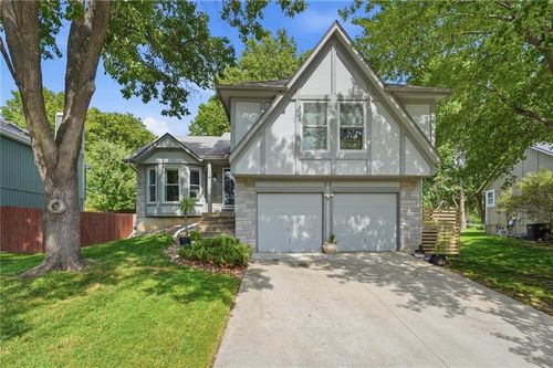 1004 N Keeler St, Olathe, KS, 66061-6496 | Card Image