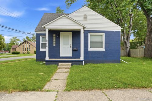 3050 Grayson St, Ferndale, MI, 48220-1073 | Card Image