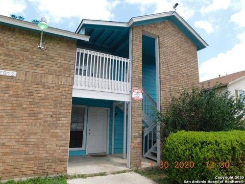 2-5212 Meadow Fld, San Antonio, TX, 78250 | Card Image