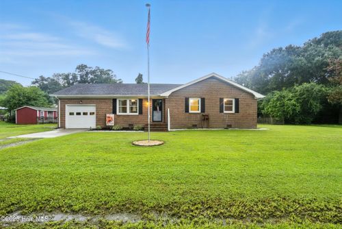 104 Marian Ave, Elizabeth City, NC, 27909-7667 | Card Image