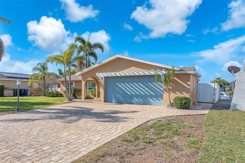 1012 Spindle Palm Way, APOLLO BEACH, FL, 33572-2012 | Card Image
