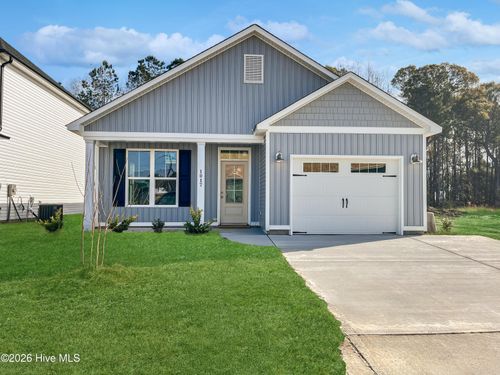 45 Bristol Bay Dr, Lake Waccamaw, NC, 28450-1101 | Card Image