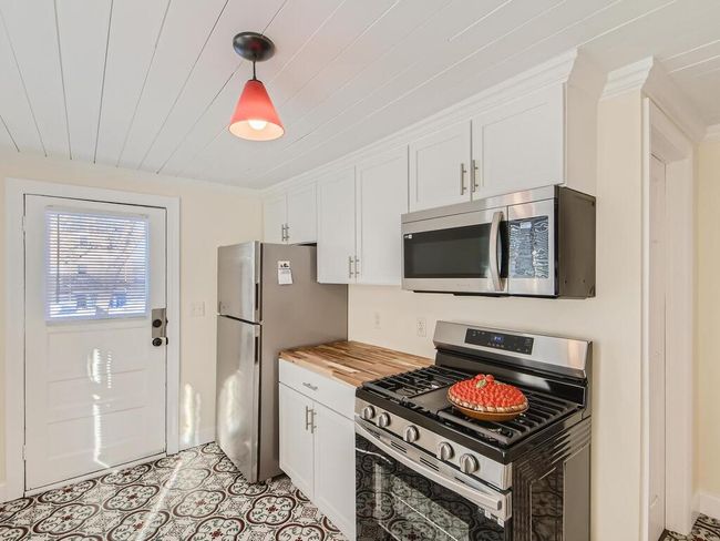 395 Charles Saint Paul MN-006-004-Kitchen-MLS_Size.jpg | Image 5