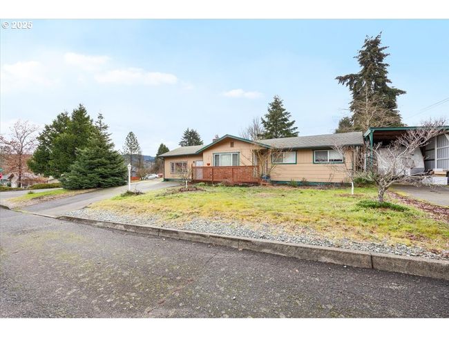 744 Ne Craig St, House other with 4 bedrooms, 3 bathrooms and 2 parking in Myrtle Creek OR | Image 28