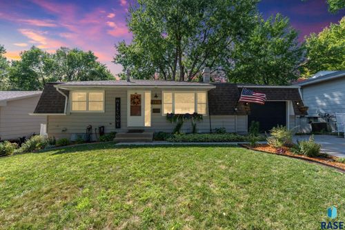 1717 S Judy Ave Avenue, Sioux Falls, SD, 57103 | Card Image