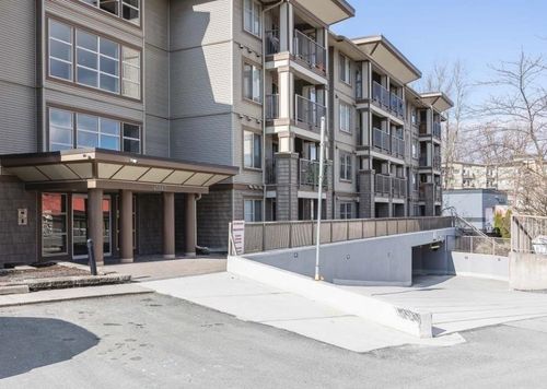 205-45567 Yale Rd, Chilliwack, BC, V2P0B2 | Card Image