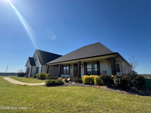 329 Gilmers Chapel Rd, Conehatta, MS, 39057-9762 | Card Image